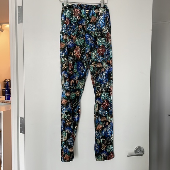 Zara Velvet floral print pants (top sold separately) - Picture 3 of 3